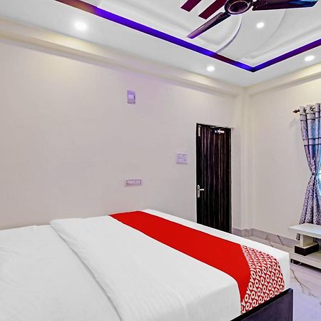 كولكاتا Oyo 86602 Hotel Dream Palace المظهر الخارجي الصورة