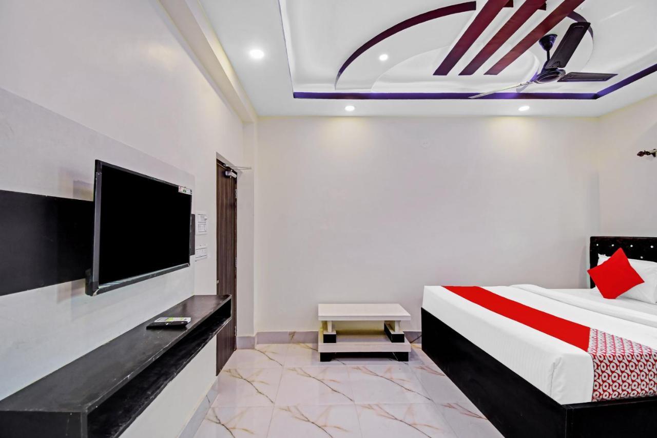 كولكاتا Oyo 86602 Hotel Dream Palace المظهر الخارجي الصورة
